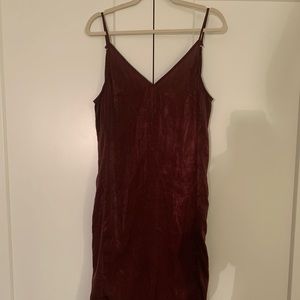 Kendall and Kylie maroon dress